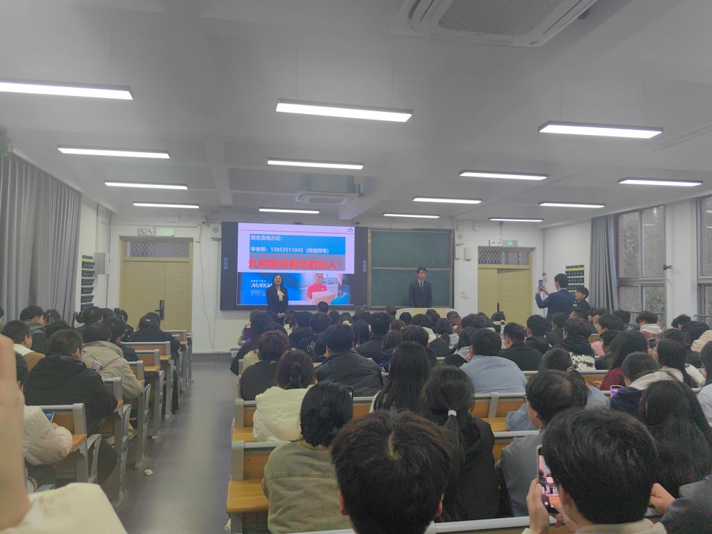 新闻照片2.jpg